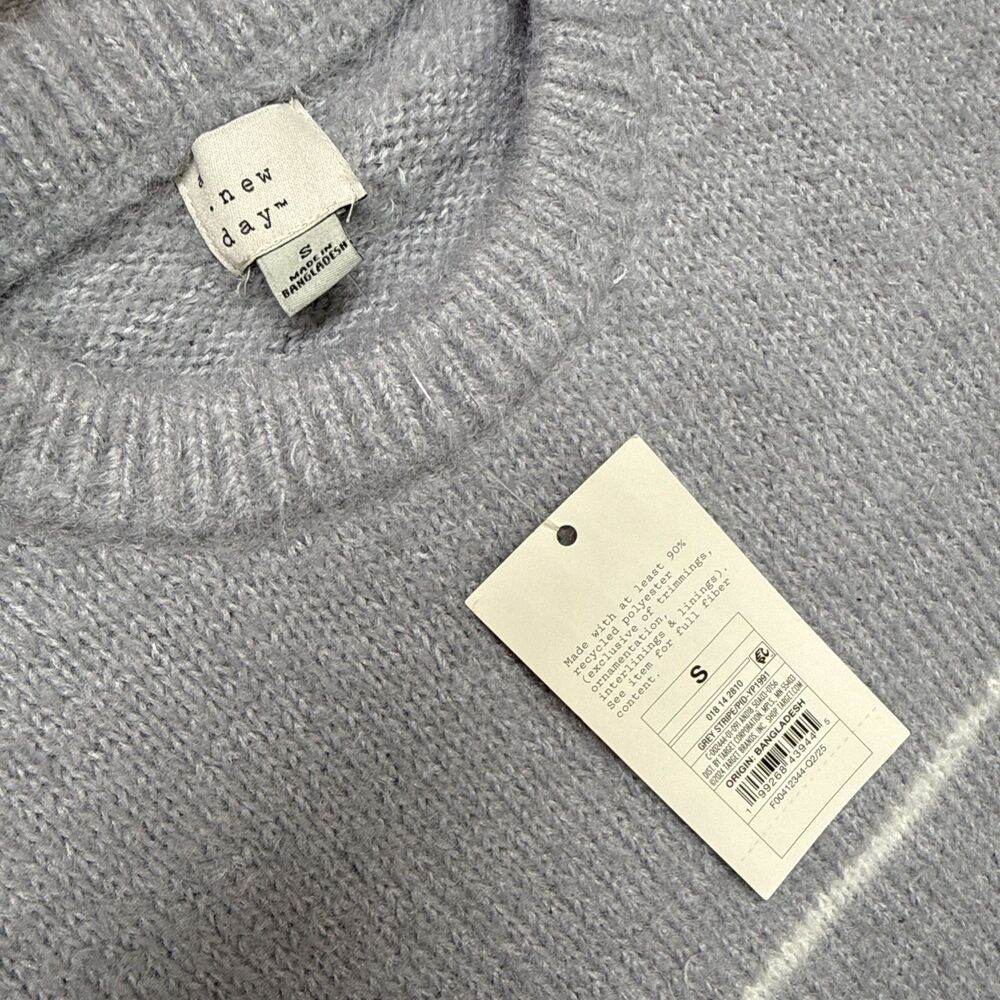 Target Women's Grey Stripe Sweater S NWT Recycled Polyester Pullover New - Picture 2 of 9